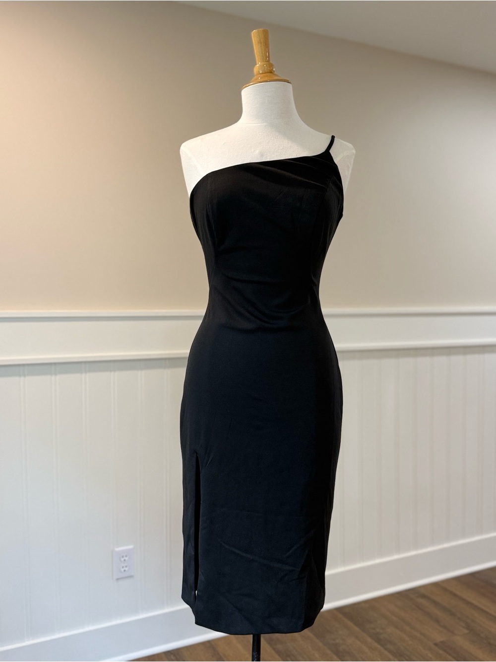 La Femme Black Asymmetric One-Shoulder Midi Dress